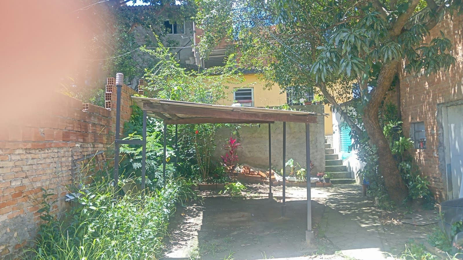 Casa em Vila Ema - 208m² | 3 dormitórios | 6 vagas - miniatura 2