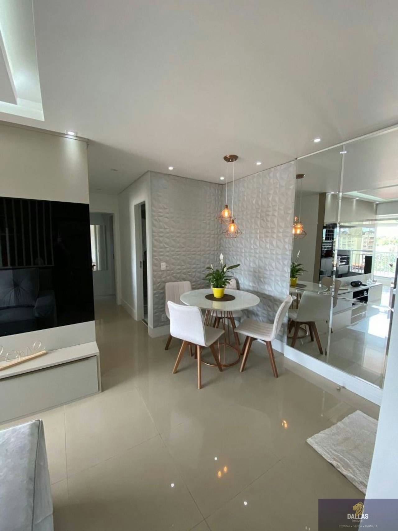 Apartamento em Vila Ema - 62m² | 2 dormitórios | 1 vaga - miniatura 3