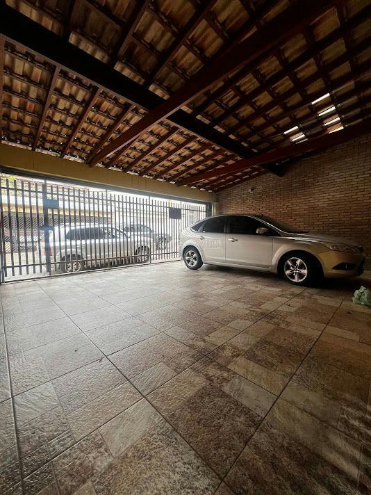 Sobrado em Vila Cleonice - 250m² | 4 dormitórios | 3 vagas - miniatura 4