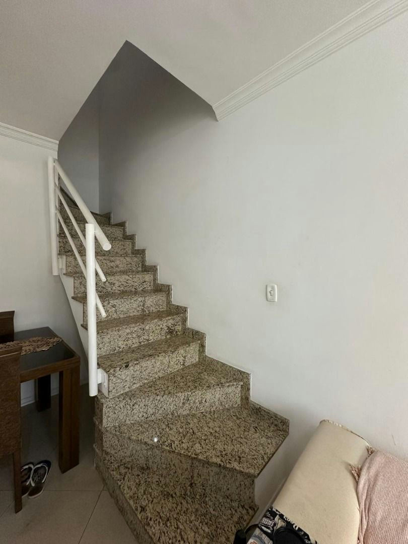 Sobrado em Vila Ema - 76m² | 2 dormitórios | 2 vagas - miniatura 3