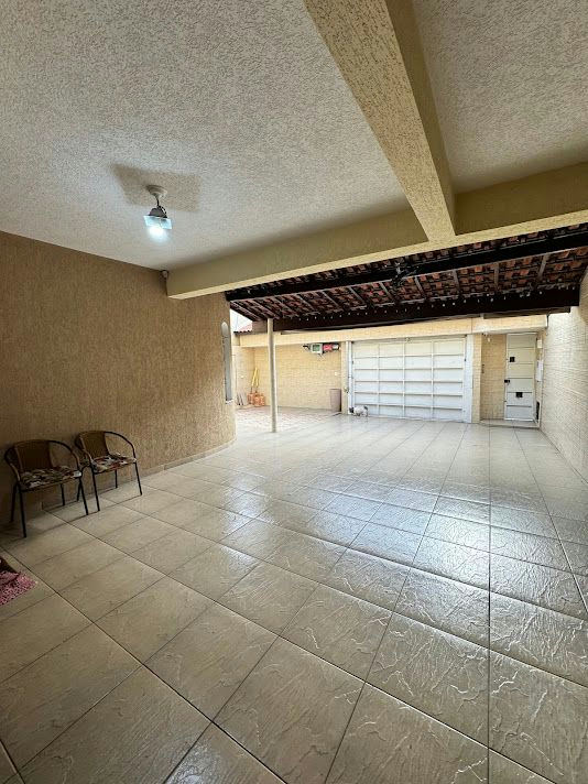 Sobrado em Parque São Lucas - 280m² | 4 dormitórios | 10 vagas - miniatura 5