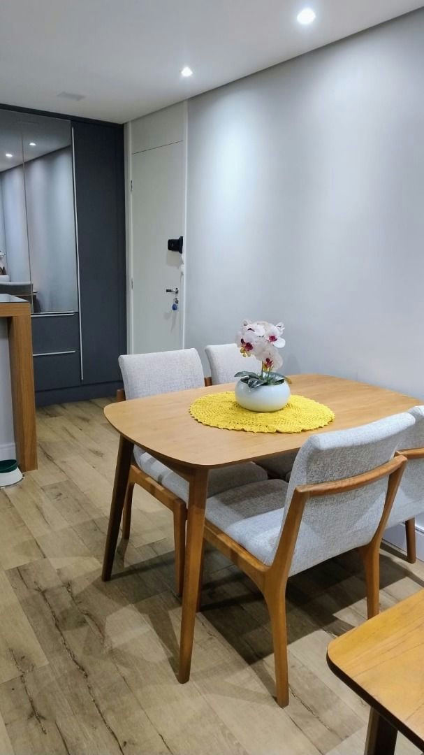 Apartamento em Vila Cunha Bueno - 65m² | 2 dormitórios | 1 vaga - miniatura 3