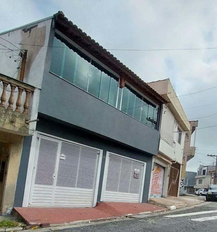 Sobrado em Vila Ivg - 231m² | 2 dormitórios | 3 vagas