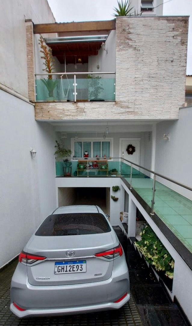 Sobrado em Sítio da Figueira - 350m² | 4 dormitórios | 6 vagas - miniatura 2