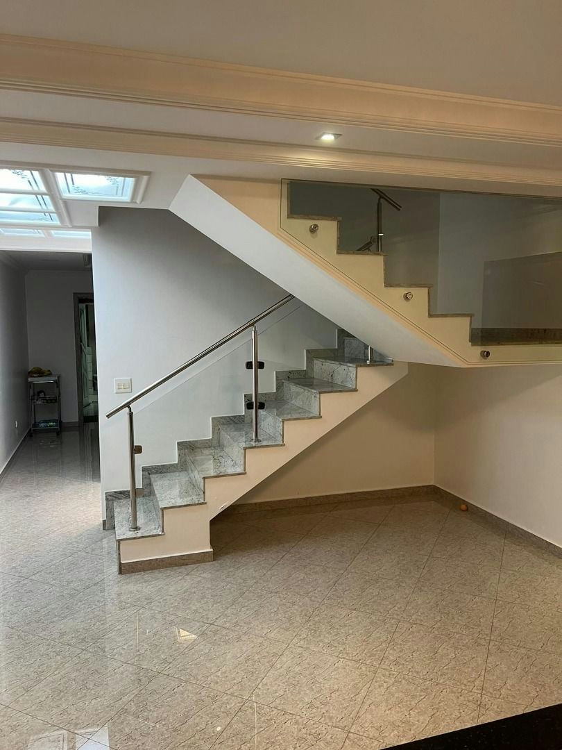Sobrado em Vila Alpina - 166m² | 3 dormitórios | 2 vagas - miniatura 4