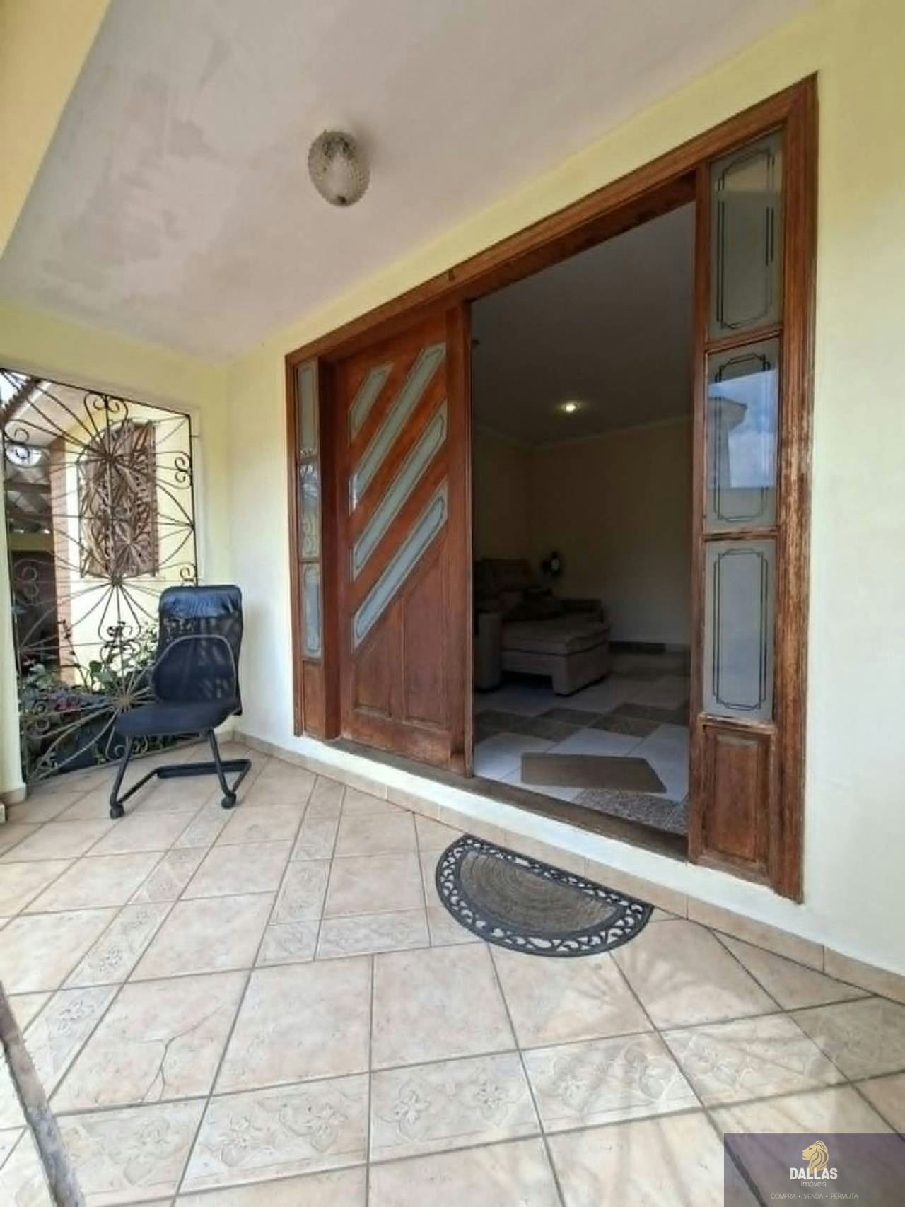 Casa em Vila Formosa - 262m² | 3 dormitórios | 5 vagas - miniatura 3