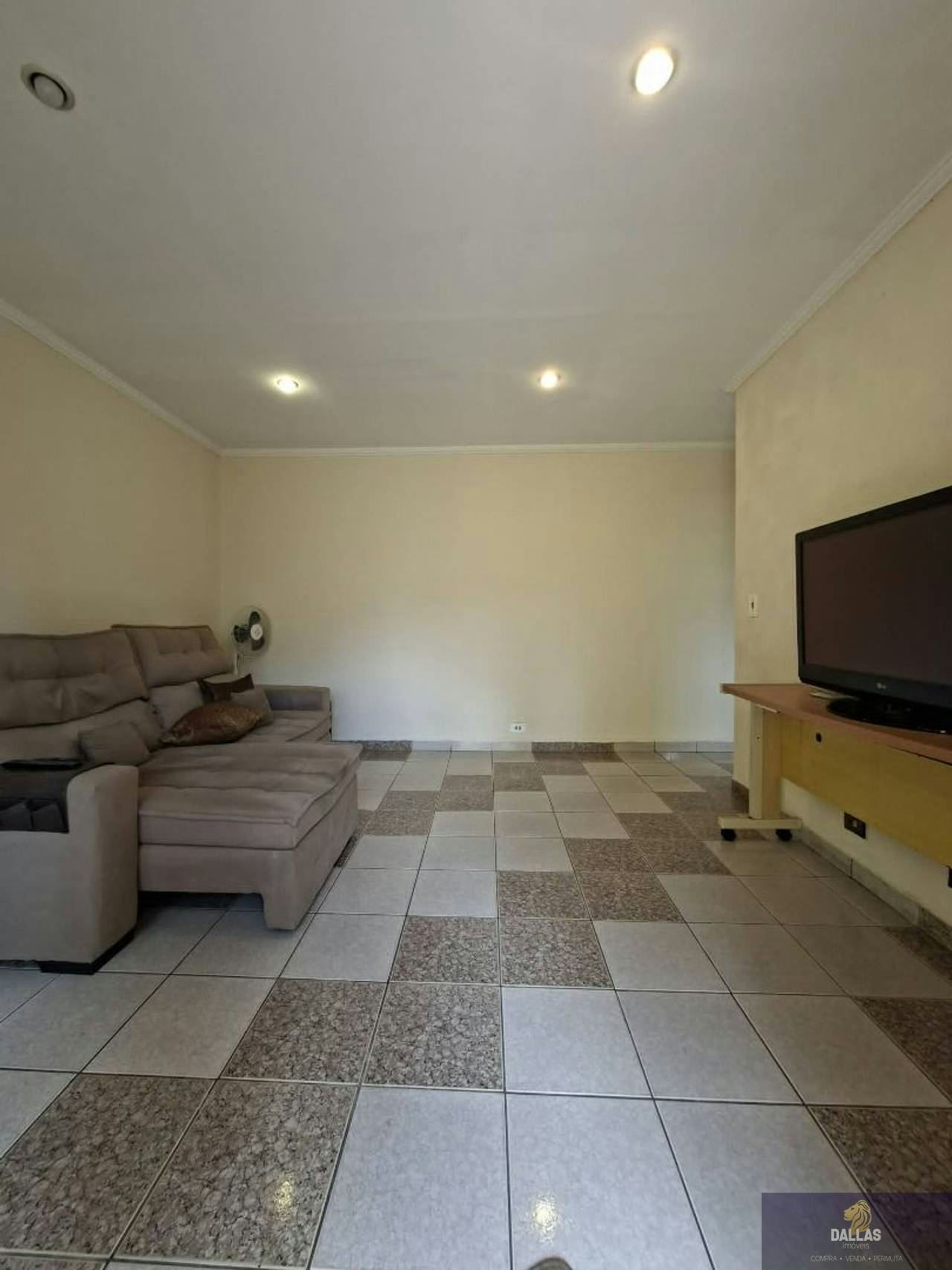 Casa em Vila Formosa - 262m² | 3 dormitórios | 5 vagas - miniatura 5