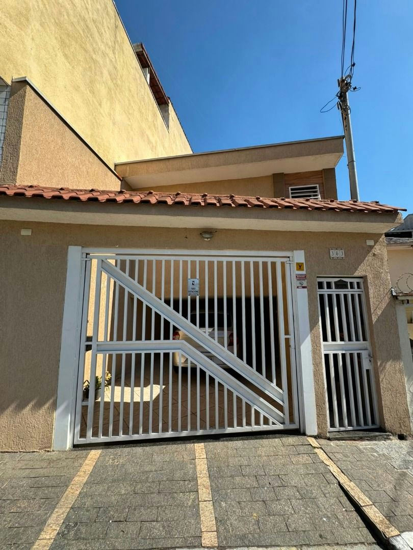 Sobrado em Parque São Lucas - 118m² | 2 dormitórios | 1 vaga