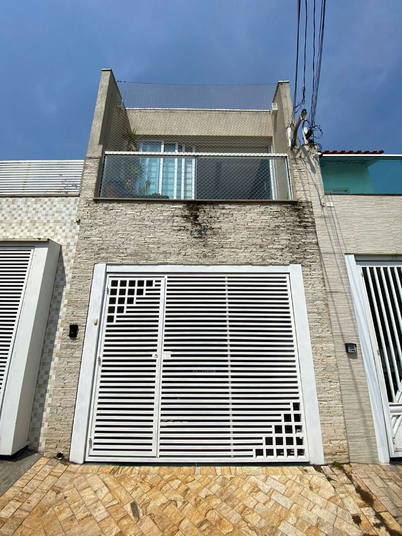 Sobrado em Vila Darli - 150m² | 2 dormitórios | 1 vaga