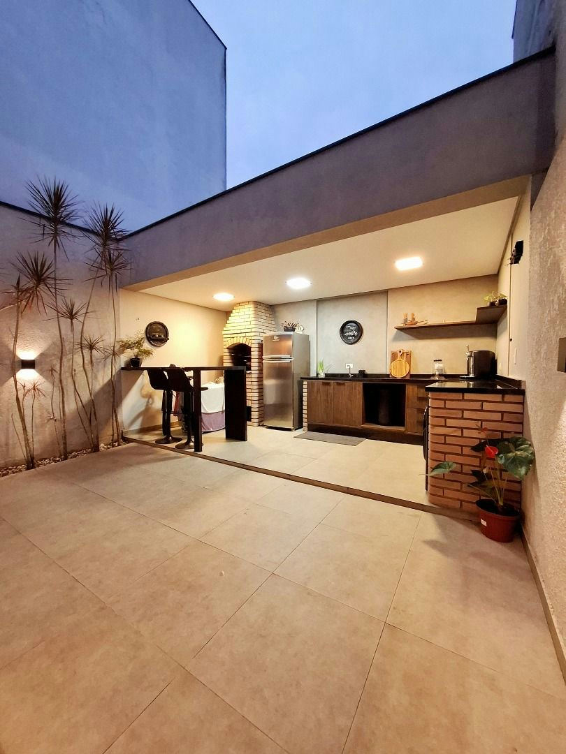 Casa em Jardim Avelino - 150m² | 3 dormitórios | 2 vagas - miniatura 4