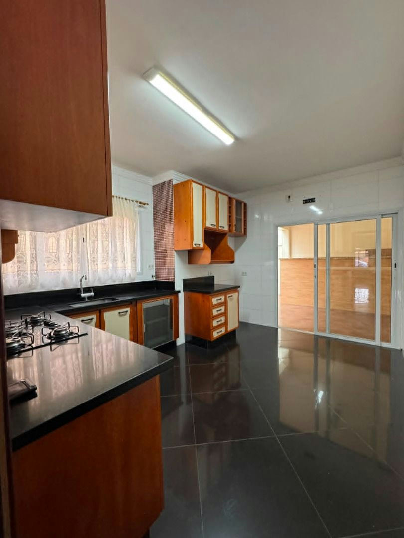 Sobrado em Jardim Ana Rosa - 126m² | 3 dormitórios | 2 vagas - miniatura 4
