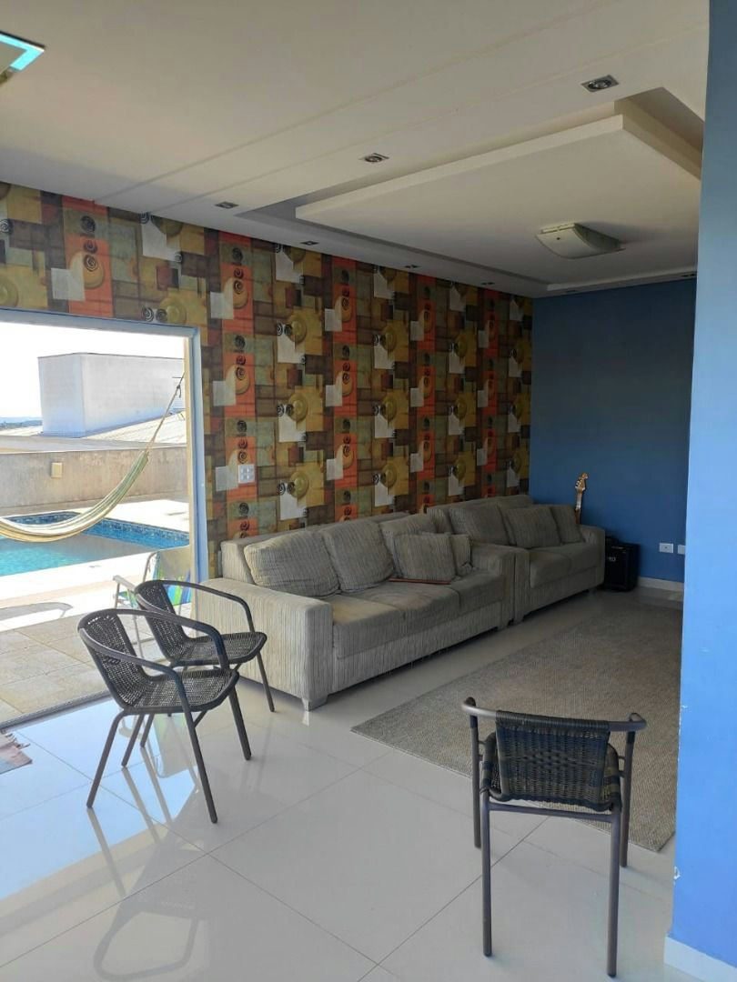 Sobrado em Residencial Colinas Aruã - 358m² | 4 dormitórios | 4 vagas - miniatura 4