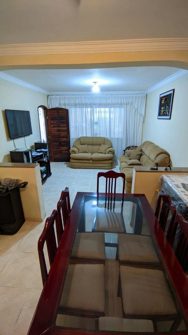 Sobrado em Parque dos Bancários - 141m² | 2 dormitórios | 2 vagas - miniatura 4