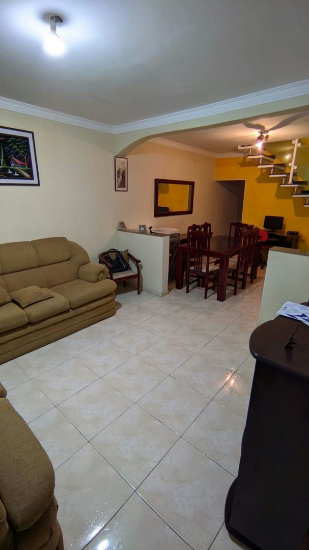 Sobrado em Parque dos Bancários - 141m² | 2 dormitórios | 2 vagas - miniatura 3