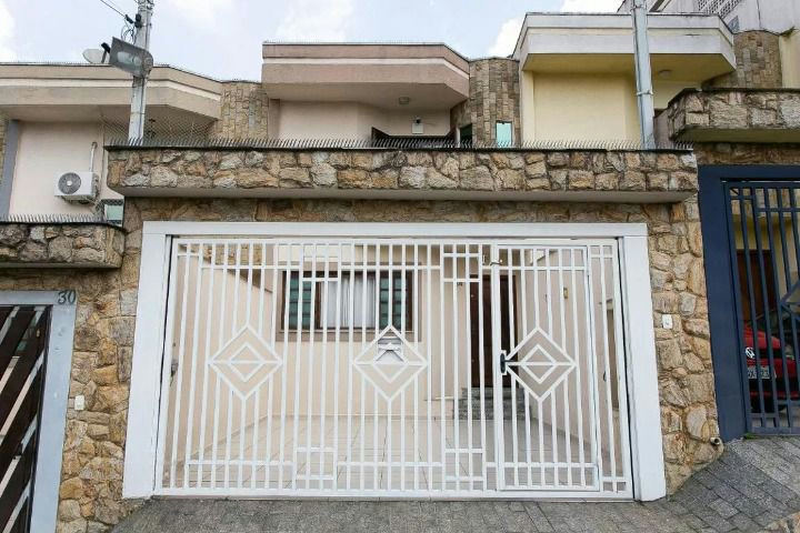 Sobrado em Vila Invernada - 92m² | 3 dormitórios | 2 vagas