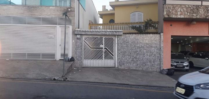 Sobrado em Vila Formosa - 225m² | 3 dormitórios | 5 vagas