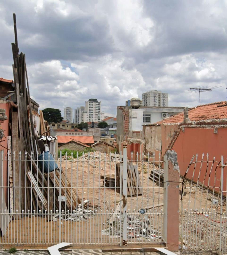 Terreno em Vila Prudente (Zona Leste) - 226.8m²