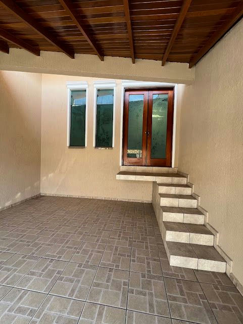 Sobrado em Parque São Lucas - 211m² | 4 dormitórios | 2 vagas