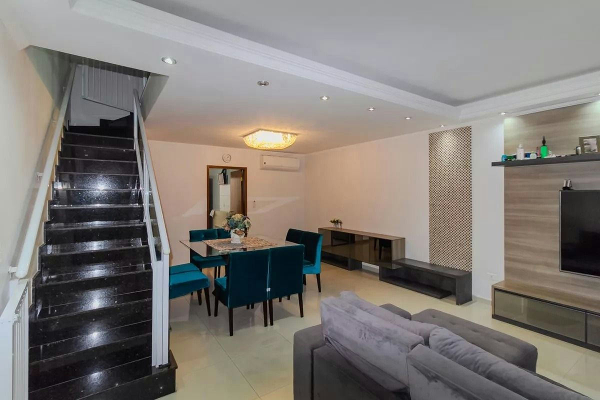 Sobrado em Vila Alpina - 220m² | 3 dormitórios | 2 vagas - miniatura 3