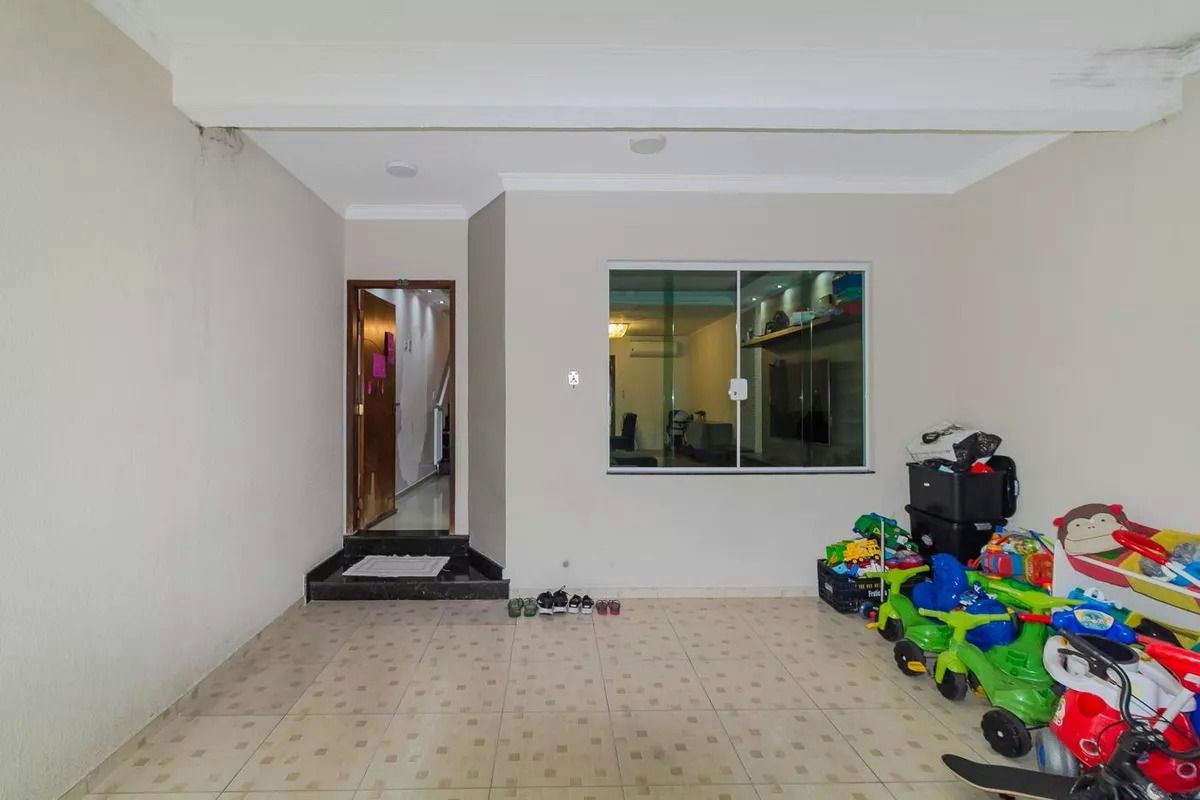 Sobrado em Vila Alpina - 220m² | 3 dormitórios | 2 vagas - miniatura 2