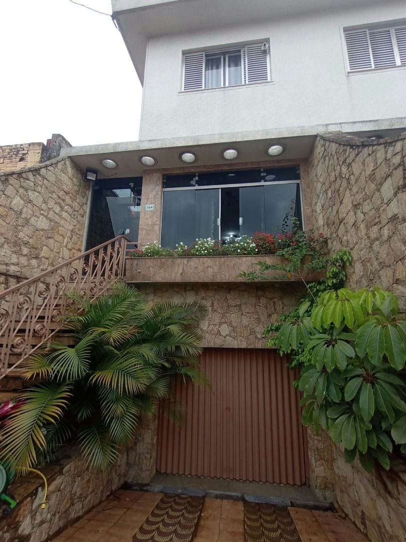 Sobrado em Vila Ivone - 210m² | 3 dormitórios | 7 vagas - miniatura 2