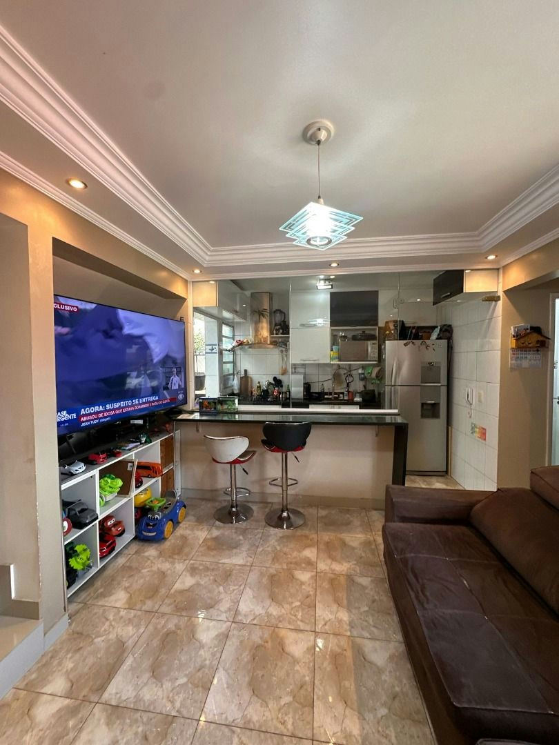 Sobrado em Jardim Guairaca - 60m² | 2 dormitórios | 1 vaga - miniatura 2