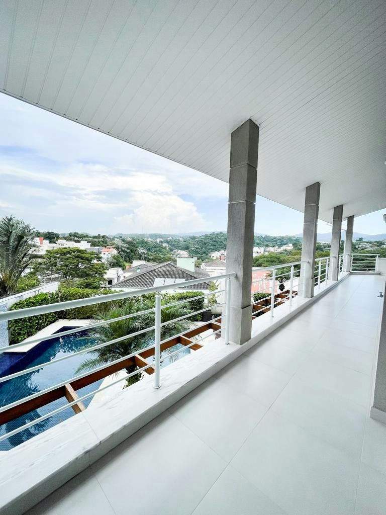 Sobrado em Parque Residencial Itapeti - 650m² | 4 dormitórios | 10 vagas - miniatura 2