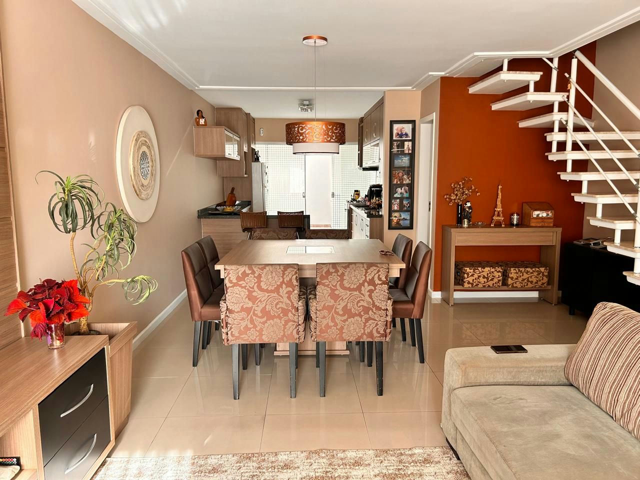 Sobrado em Jardim Teresa - 120m² | 3 dormitórios | 2 vagas - miniatura 3