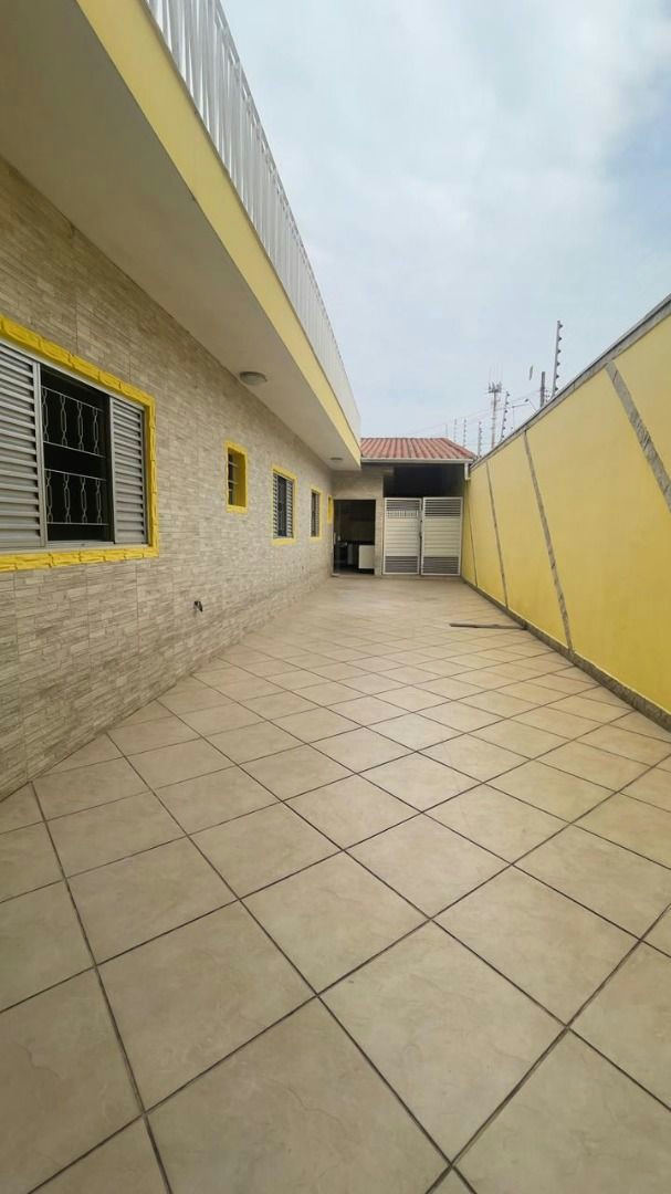 Casa em Vila Divina Pastora - 240m² | 4 dormitórios | 6 vagas - miniatura 4