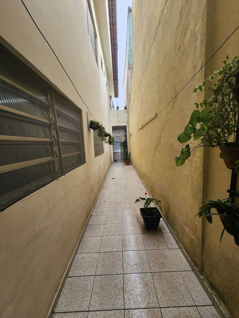 Sobrado em Jardim Record - 180m² | 3 dormitórios | 2 vagas - miniatura 4