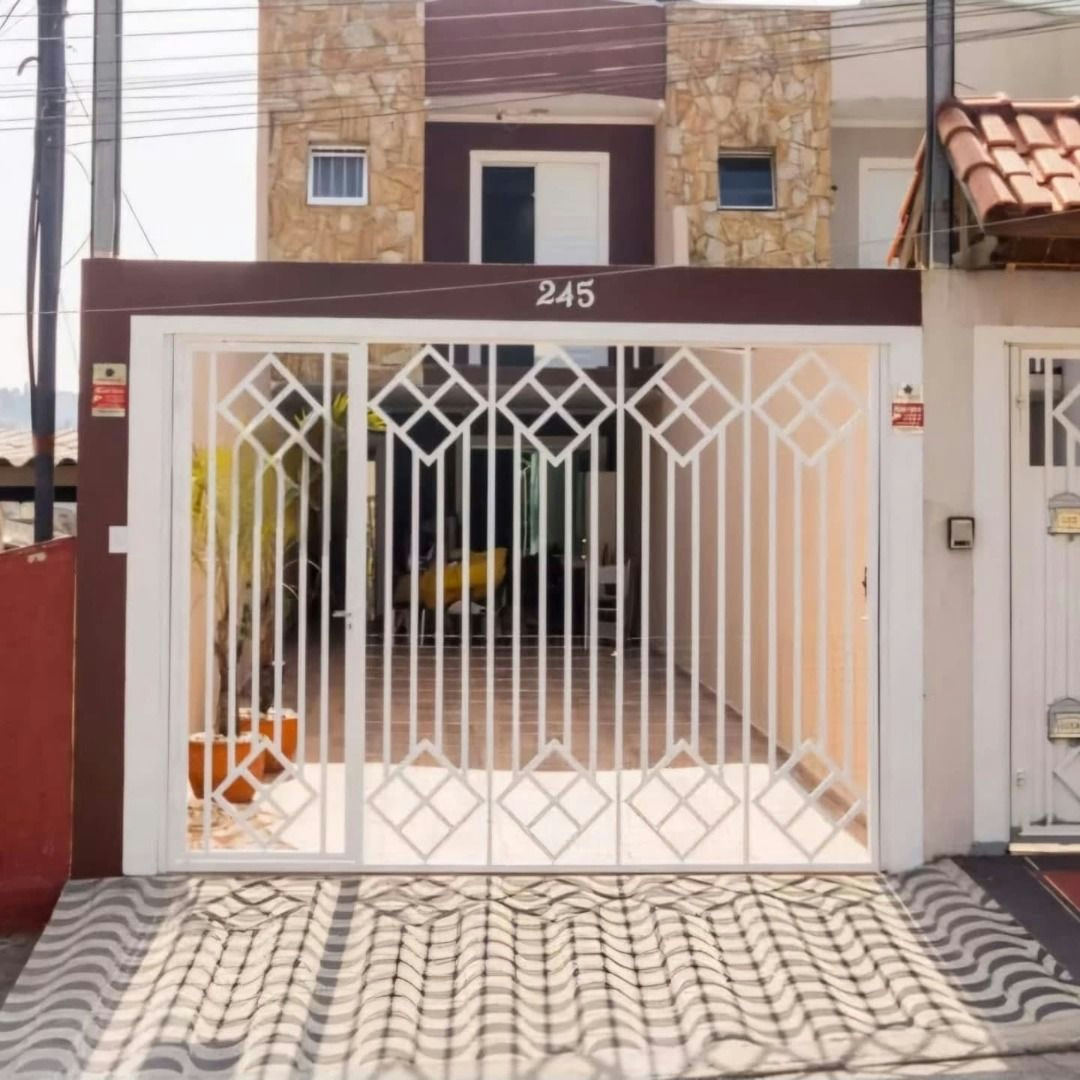 Sobrado em Vila Formosa - 133m² | 3 dormitórios | 3 vagas