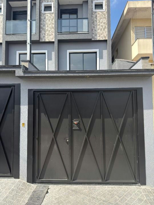 Sobrado em Vila Darli - 80m² | 2 dormitórios | 2 vagas