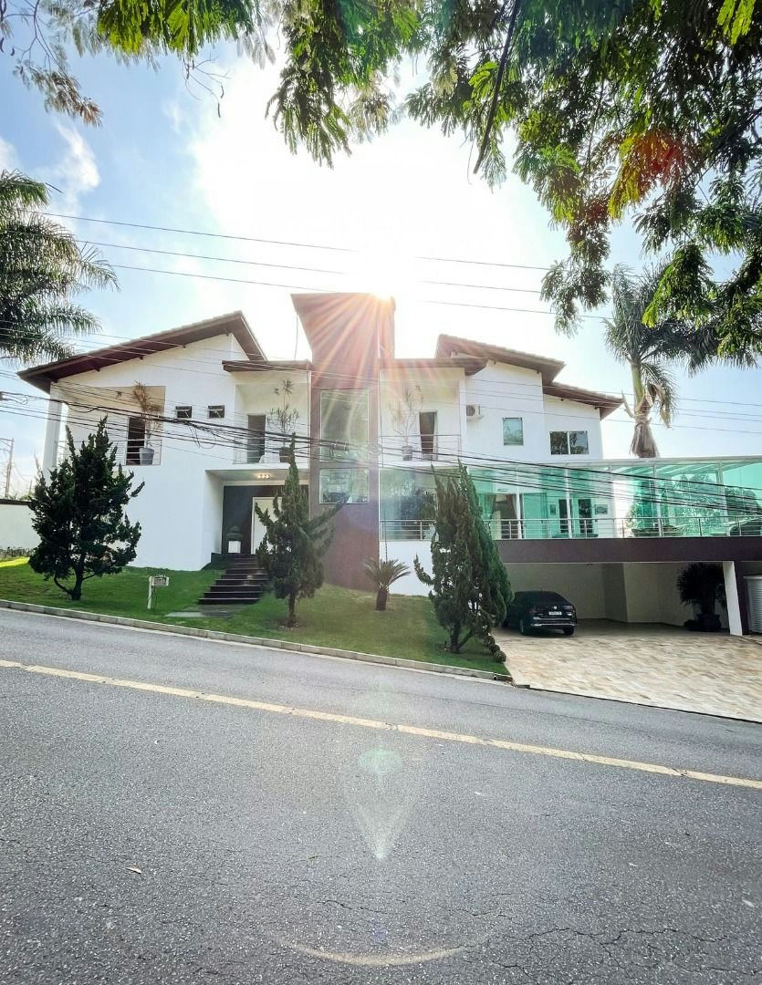 Casa em Cidade Parquelandia - 500m² | 4 dormitórios | 6 vagas