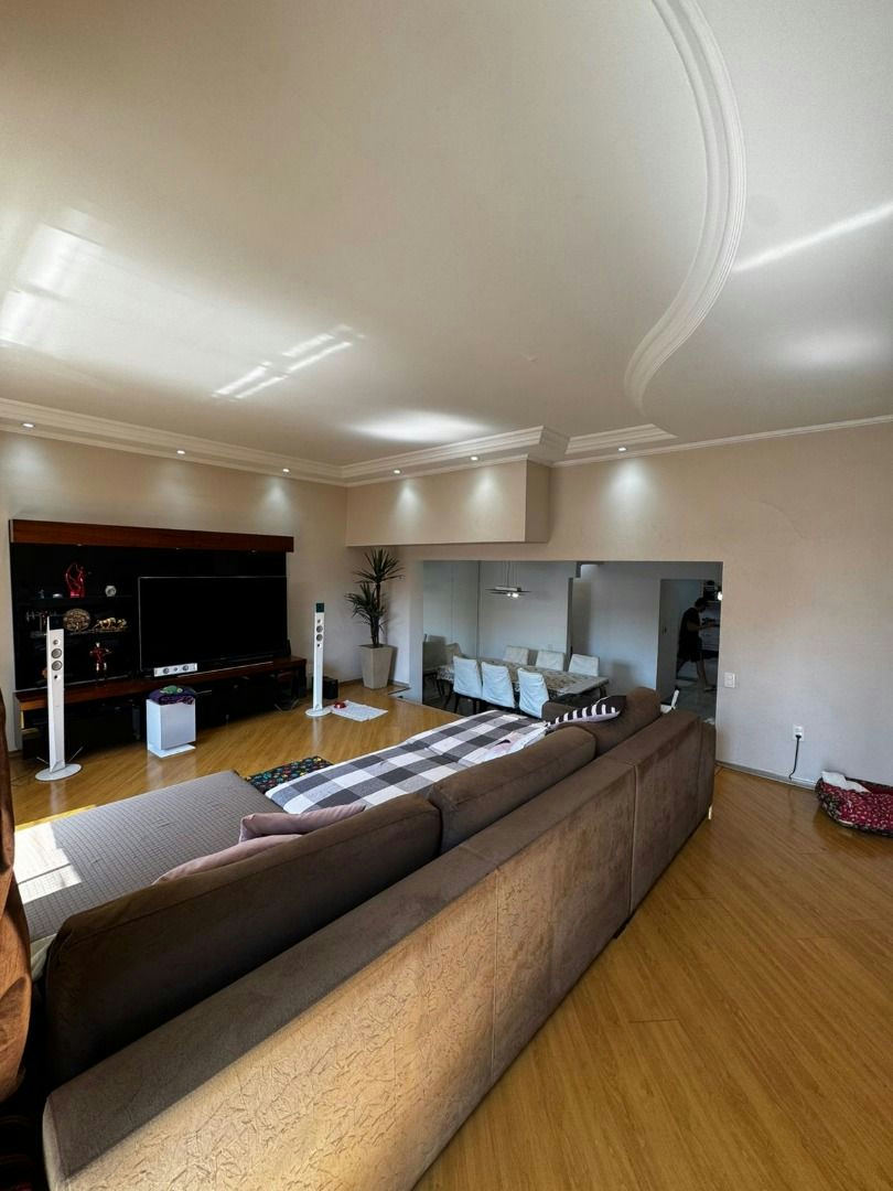 Casa em Parque Residencial Oratorio - 345m² | 3 dormitórios | 3 vagas - miniatura 4