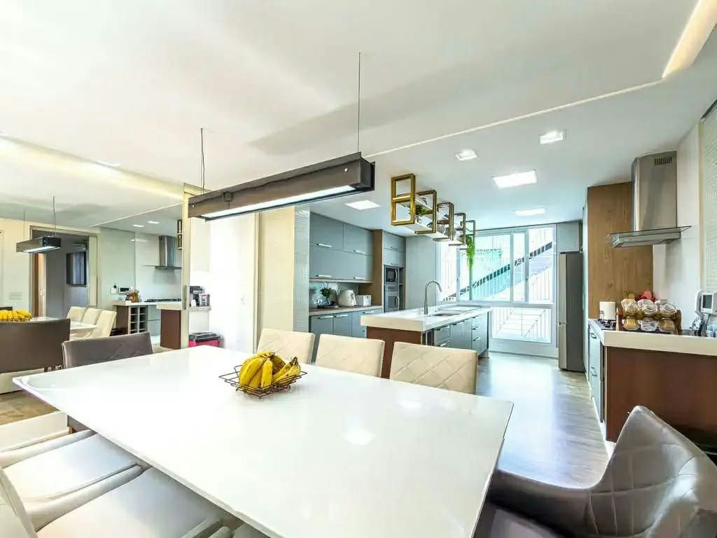 Sobrado em Chácara Mafalda - 473m² | 4 dormitórios - miniatura 2