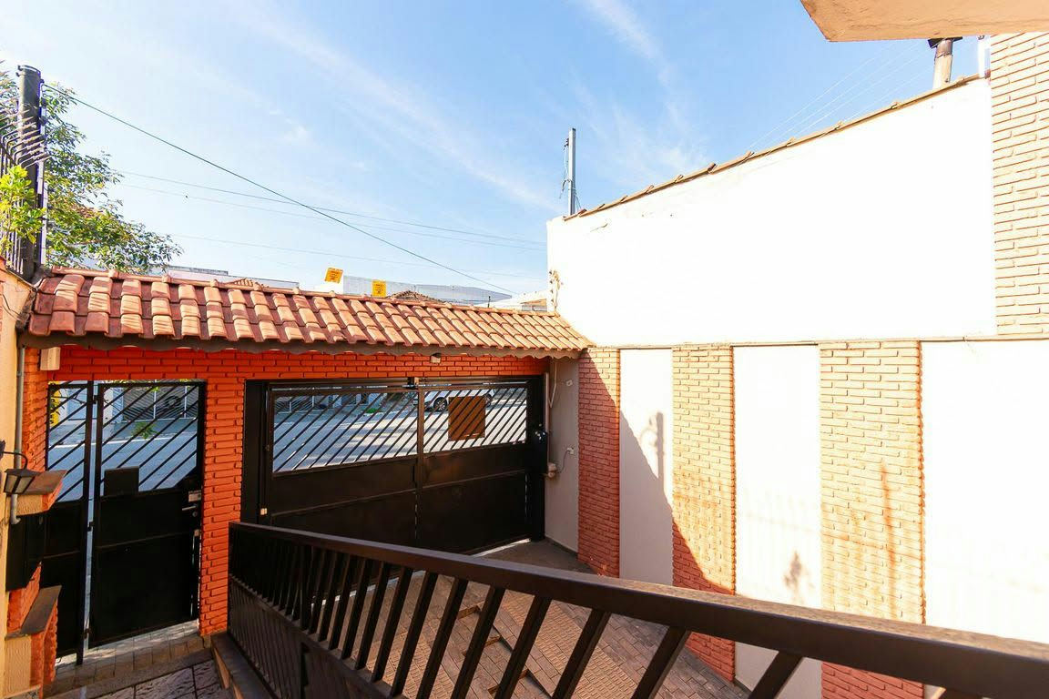 Sobrado em Vila Califórnia - 240m² | 3 dormitórios | 6 vagas - miniatura 4