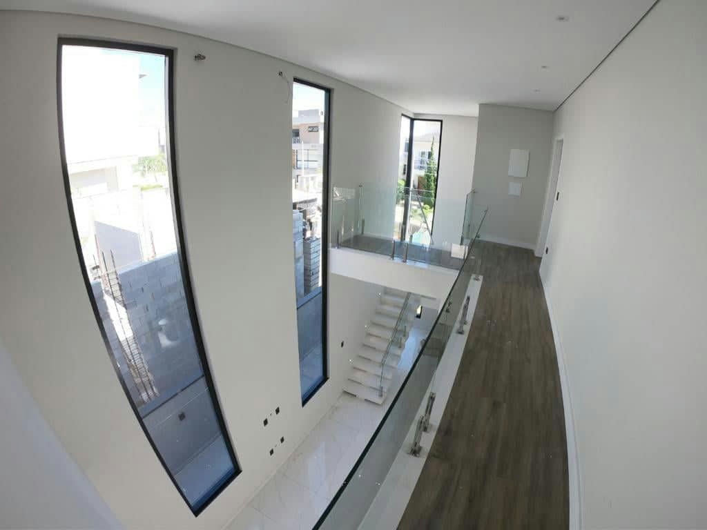 Casa em Residencial Colinas Aruã - 210m² | 3 dormitórios | 4 vagas - miniatura 3
