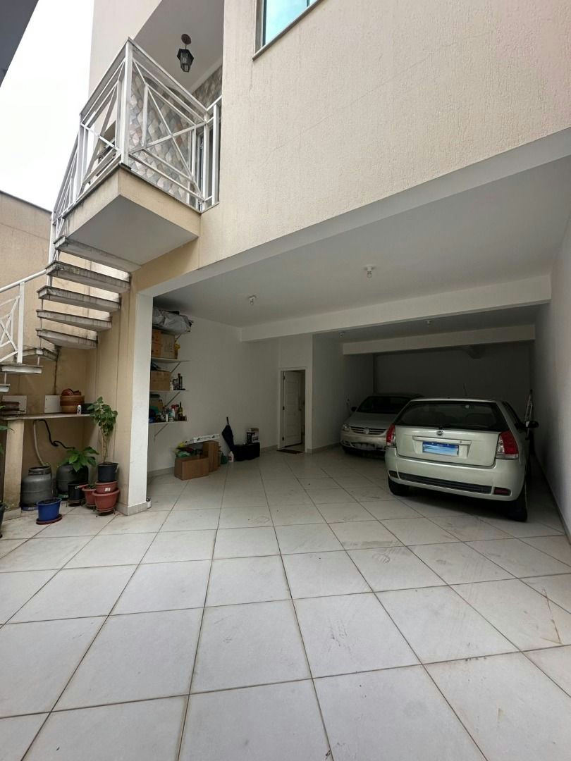Sobrado em Tatuapé - 220m² | 3 dormitórios | 4 vagas - miniatura 2
