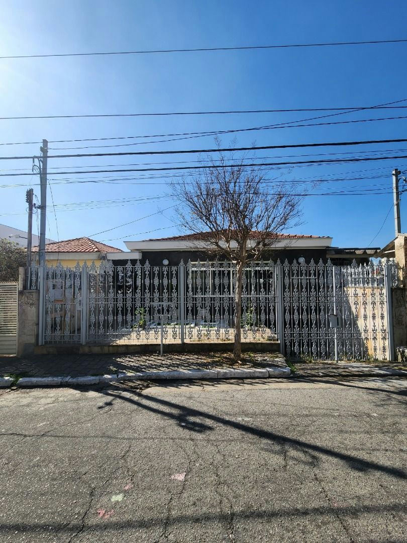 Casa em Chácara Belenzinho - 385m² | 3 dormitórios | 10 vagas