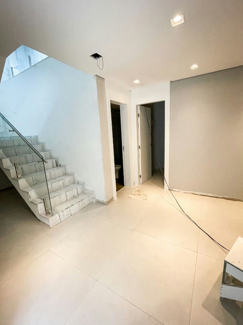 Casa em Cidade Parquelandia - 376m² | 4 dormitórios | 3 vagas - miniatura 5