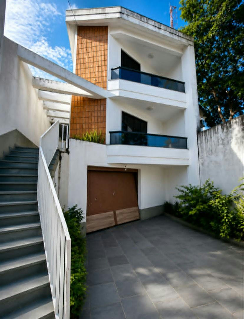 Sobrado em Vila Zelina - 213m² | 3 dormitórios | 5 vagas - miniatura 3