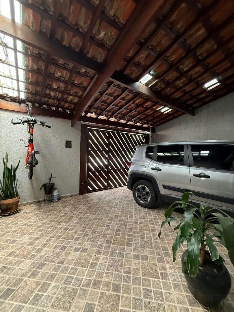 Sobrado em Vila Prudente (Zona Leste) - 180m² | 3 dormitórios | 5 vagas - miniatura 2