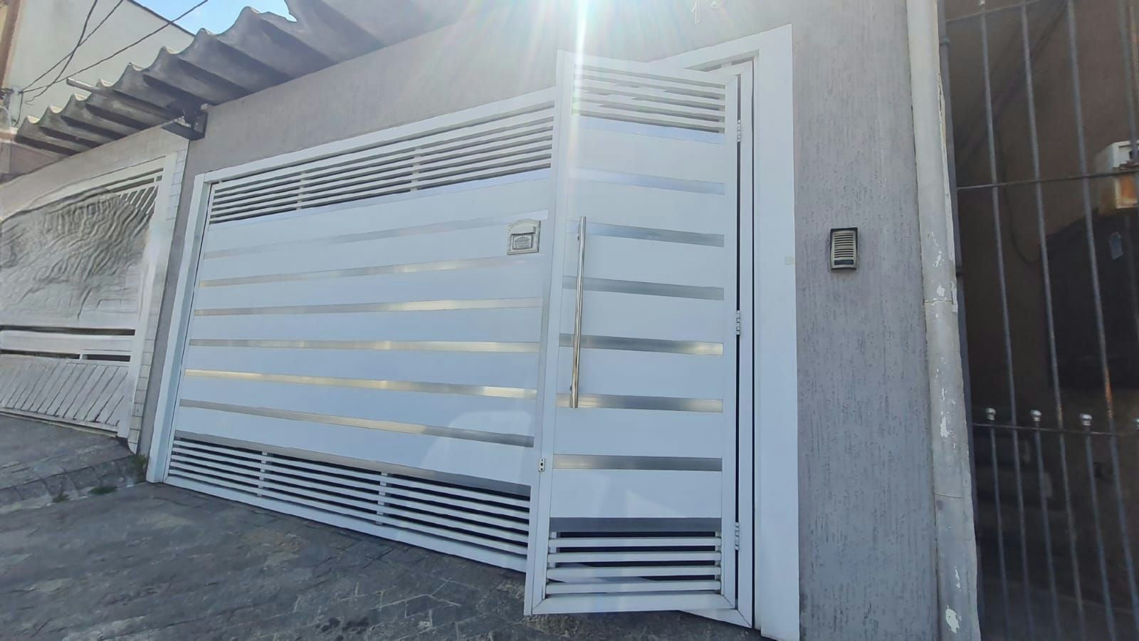 Sobrado em Vila Libanesa - 184m² | 3 dormitórios | 3 vagas