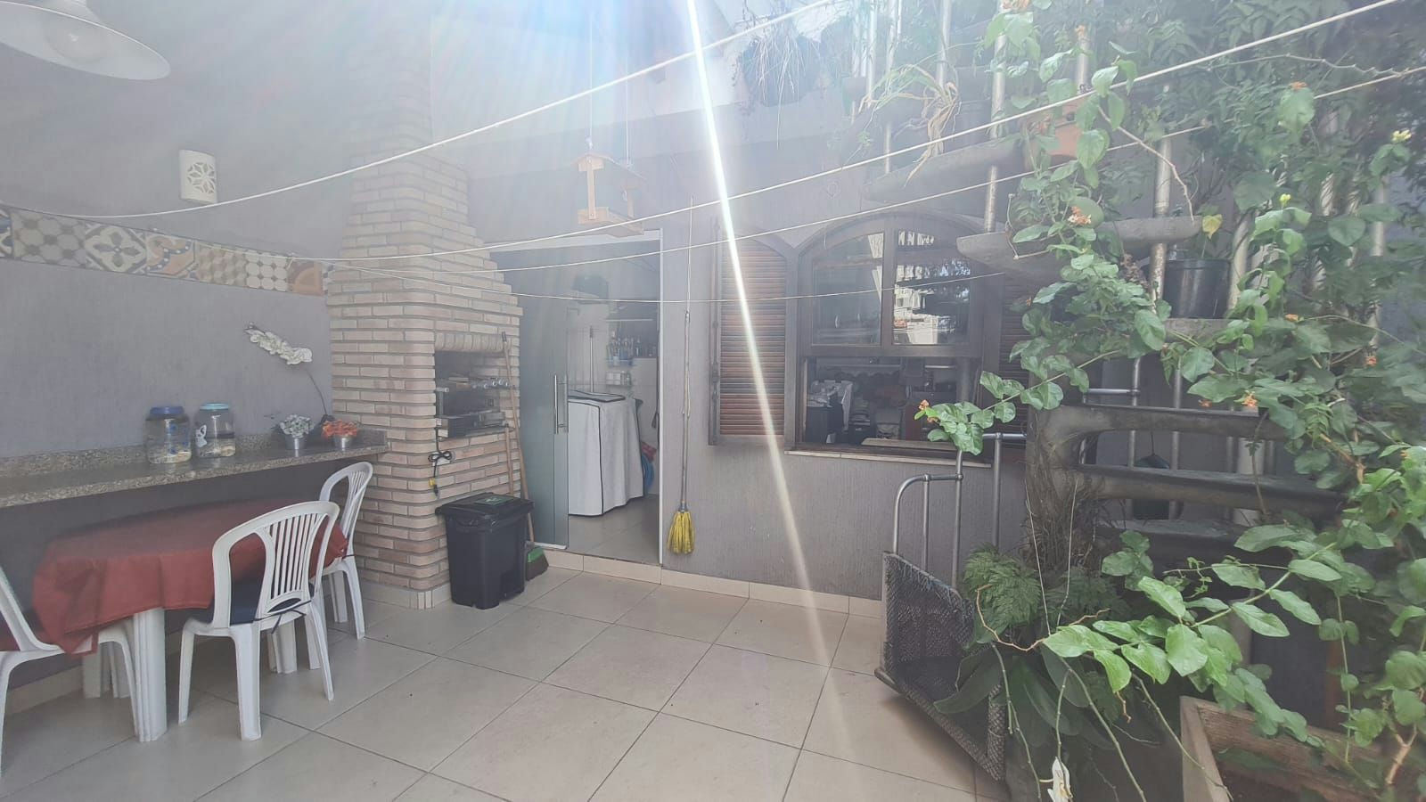 Sobrado em Vila Libanesa - 184m² | 3 dormitórios | 3 vagas - miniatura 4