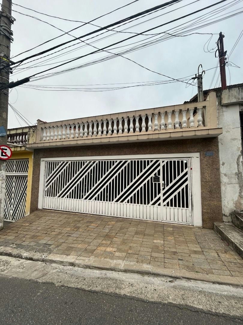 Sobrado em Vila Anadir - 159m² | 4 dormitórios | 3 vagas
