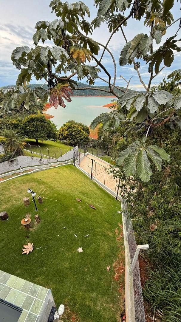Sobrado em Recanto das Águas - 700m² | 5 dormitórios | 20 vagas - miniatura 3