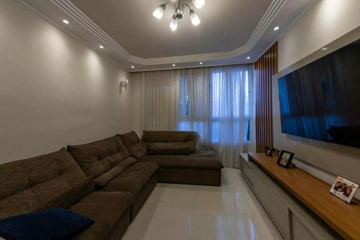 Sobrado em Vila Alpina - 180m² | 4 dormitórios | 4 vagas - miniatura 2