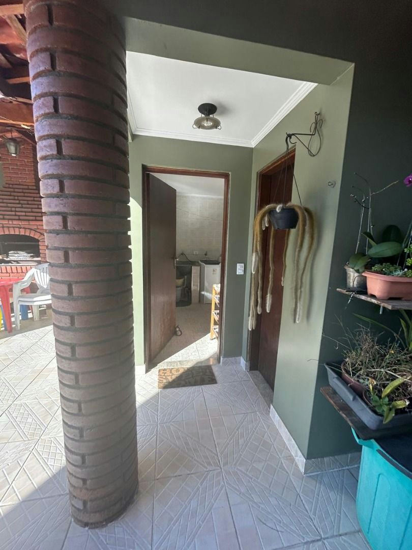 Casa em Vila Paulo Silas - 286m² | 4 dormitórios | 5 vagas - miniatura 3