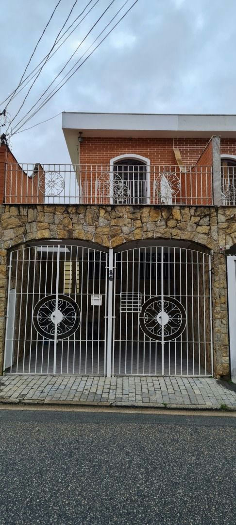 Sobrado em Jardim Vila Formosa - 120m² | 3 dormitórios | 2 vagas