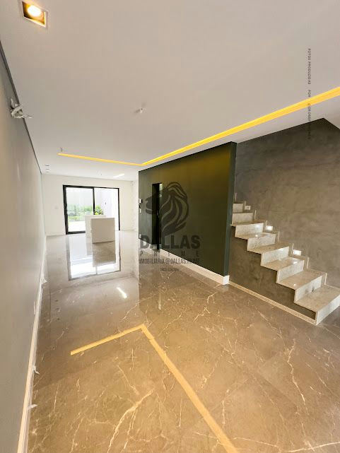 Sobrado em Vila Gomes Cardim - 240m² | 3 dormitórios | 2 vagas - miniatura 4